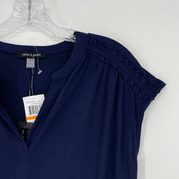 Cable & Gauge Short Sleeve Split Neck Top Size Small - Picture 4 of 8